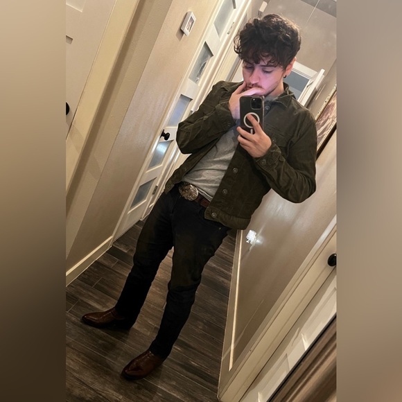 Meet your Posher, Lorenzo - Picture 4 of 4